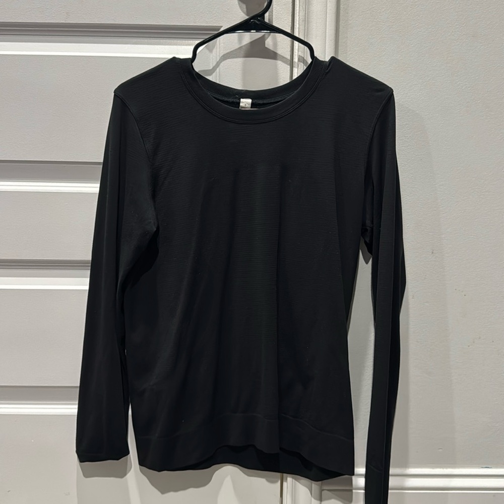 Lululemon Black Long Sleeve